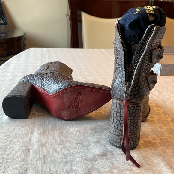 Freebird boots - Picture 3 of 9